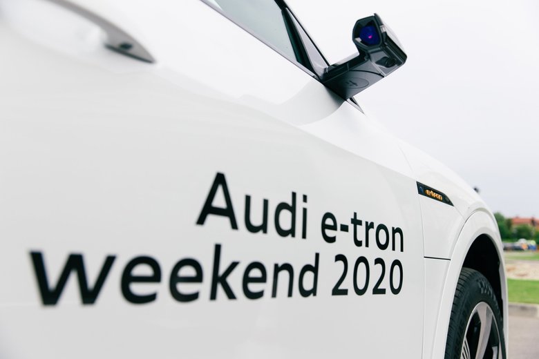 Audi и гольф: презентация полностью электрического e-tron