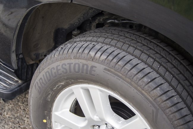 Как шины влияют на расход топлива. Тестируем Bridgestone Alenza 001 по дороге из Москвы в Санкт-Петербург