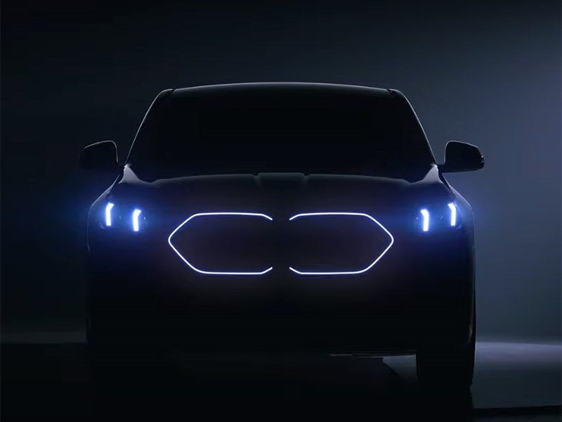BMW анонсировал новый X2