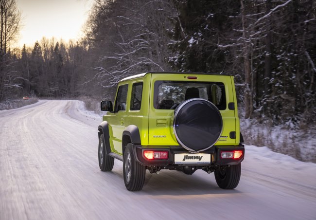 Suzuki Jimny. Для бездорожья и не только